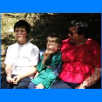 Oma&2Enkel.jpg
